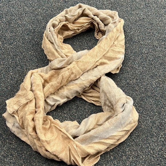 Infinity Scarf - Picture 2 of 3